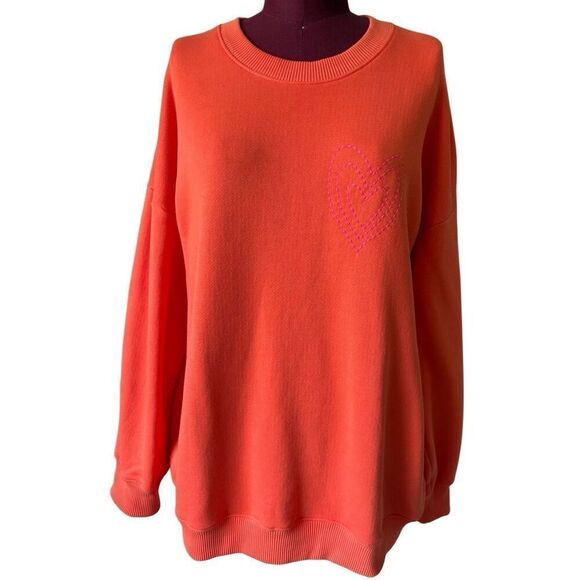 Evereve Crewneck Oversized Sweater size M Carrot Orange Heart Embroidery - Picture 1 of 7